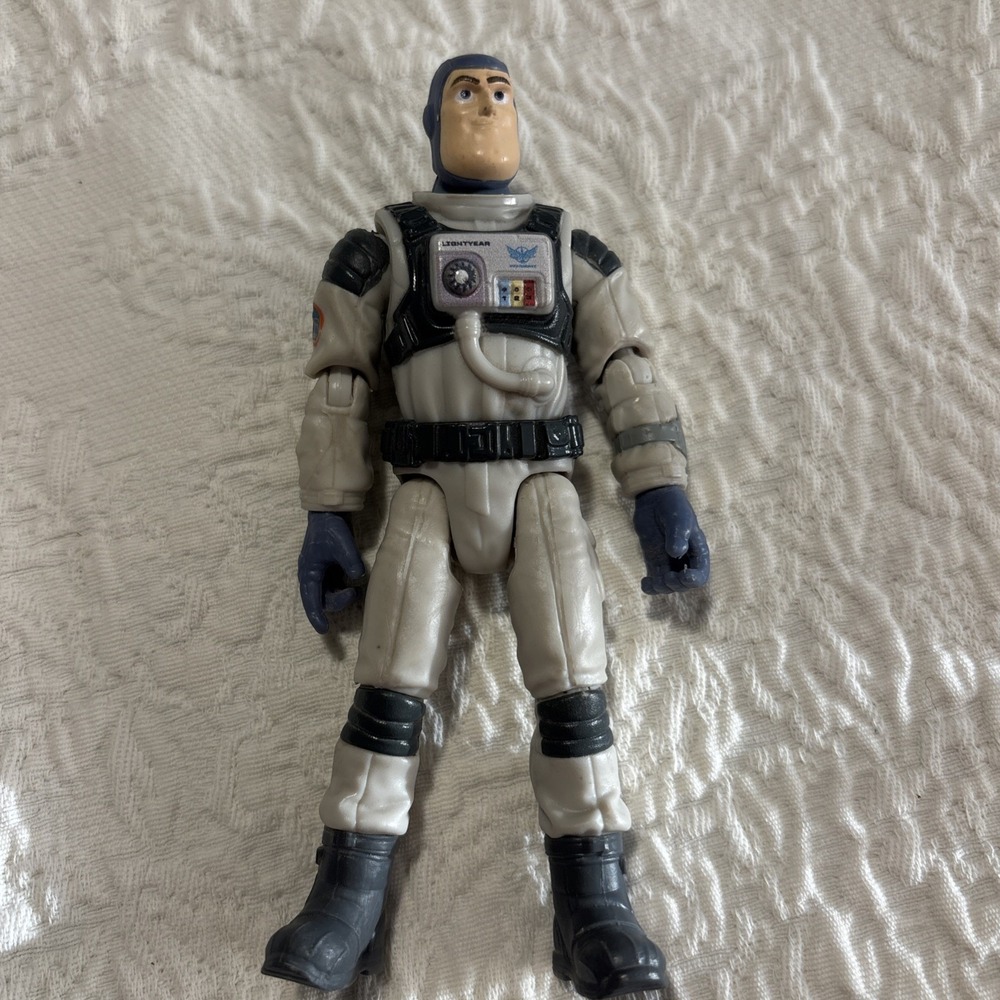 Disney Pixar Buzz Lightyear 5" Action Figure Buzz  2021
